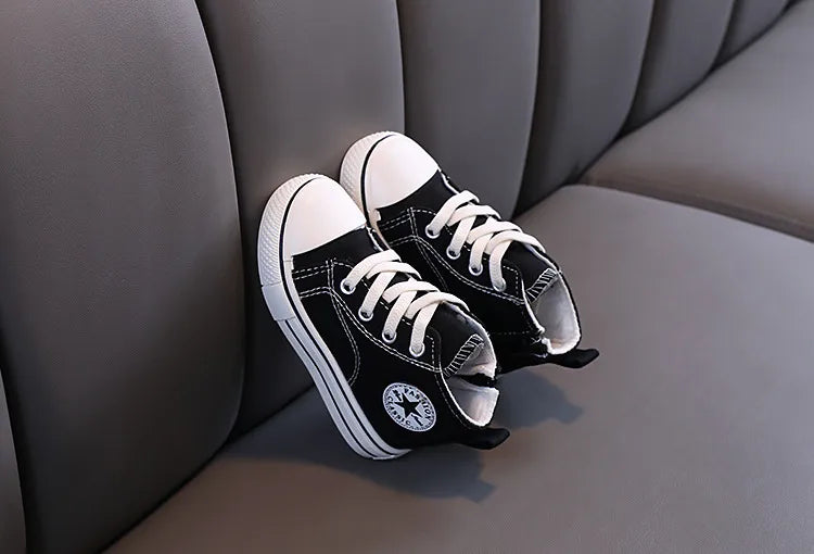Chaussures enfant en toile TinyWalk